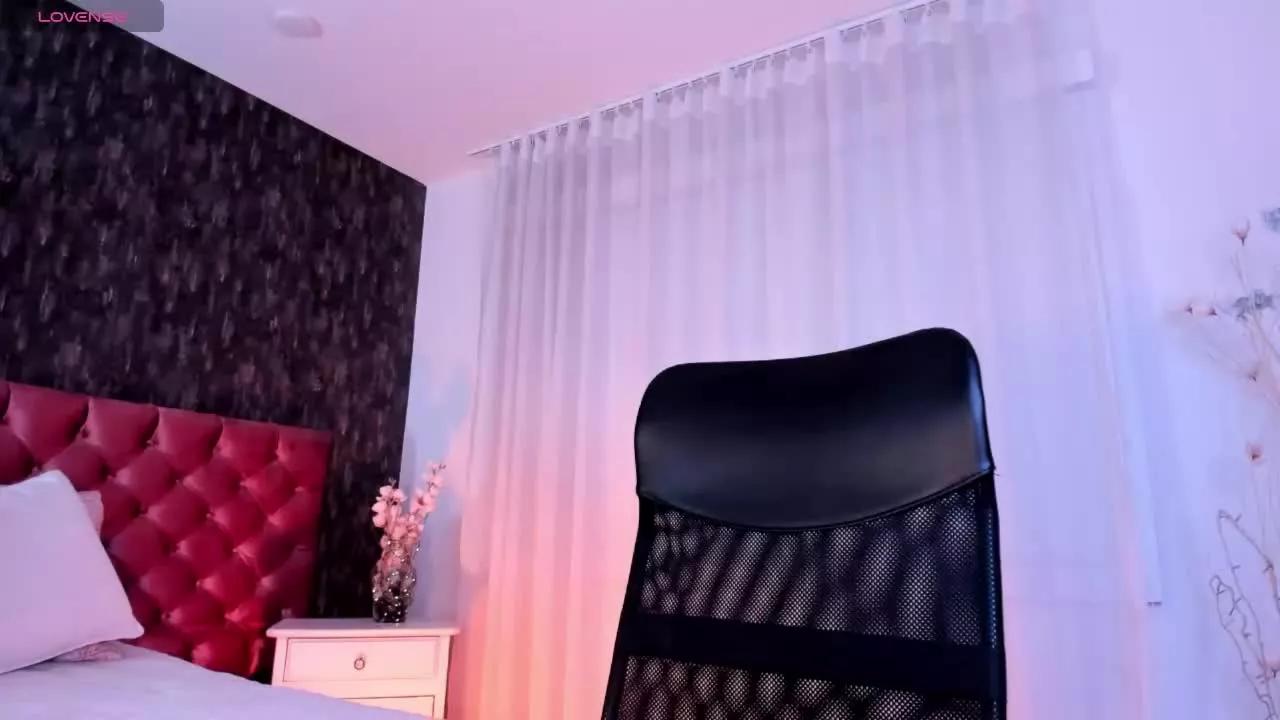 BellaThorm from Streamray