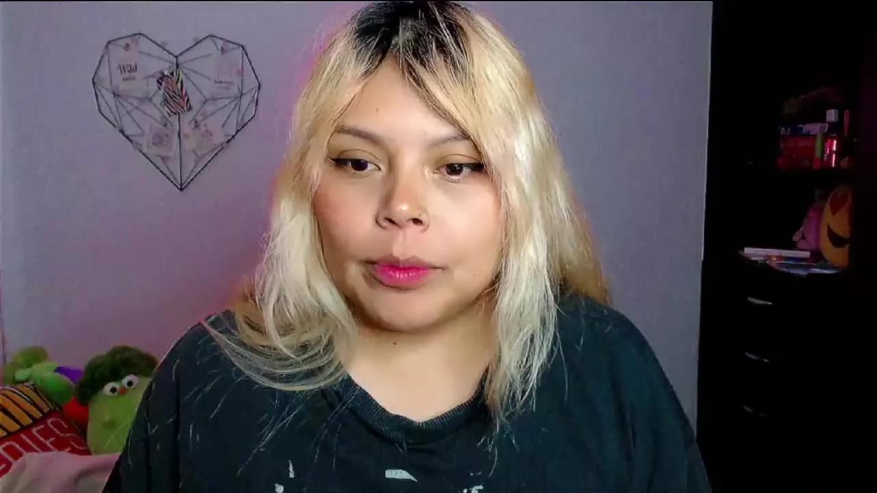 EllieAutumn from Streamray