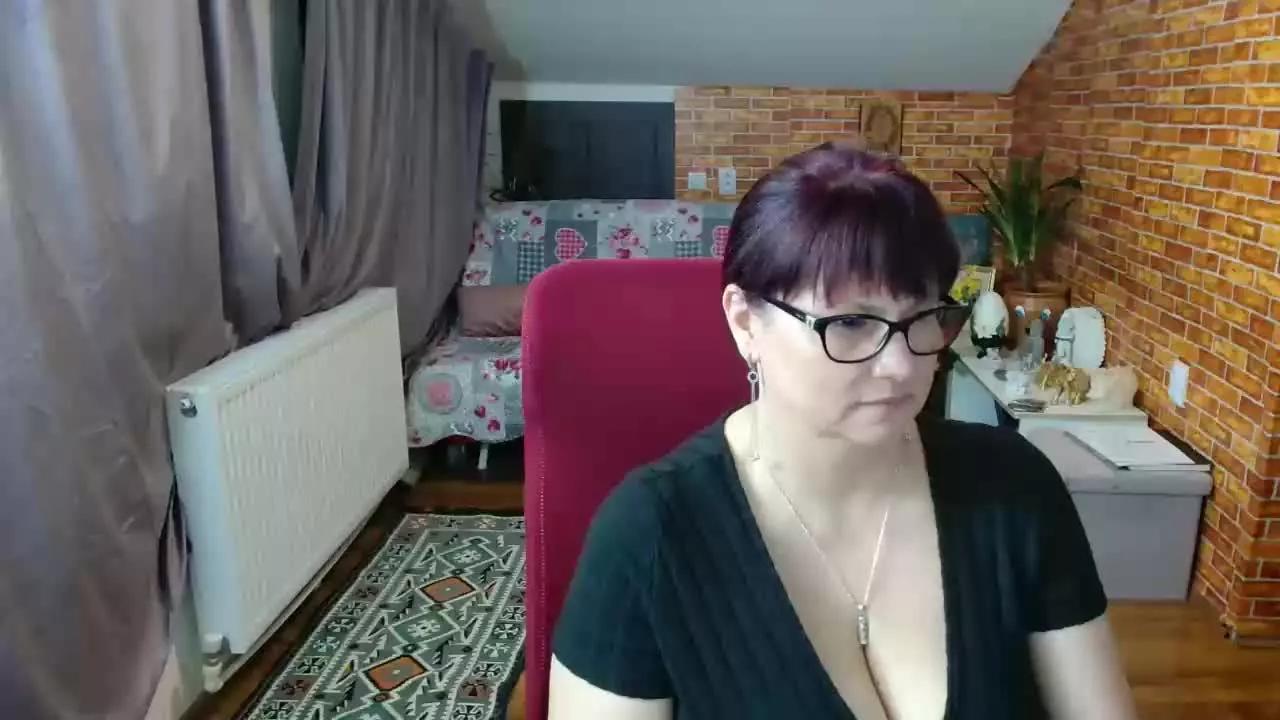 hellen37 from Streamray