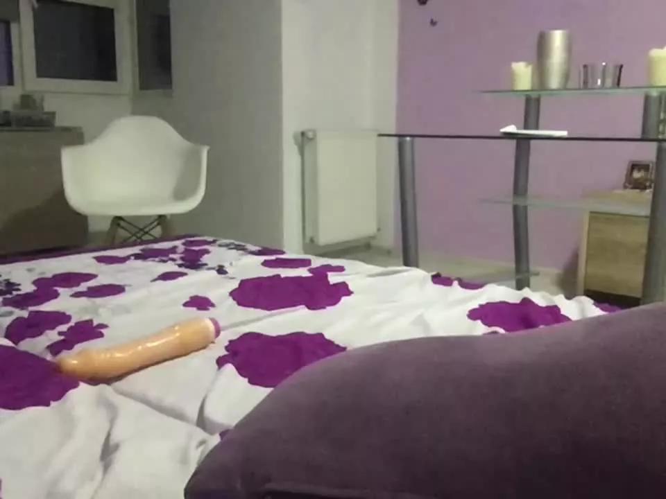 Maryy123paula from Streamray is Freechat