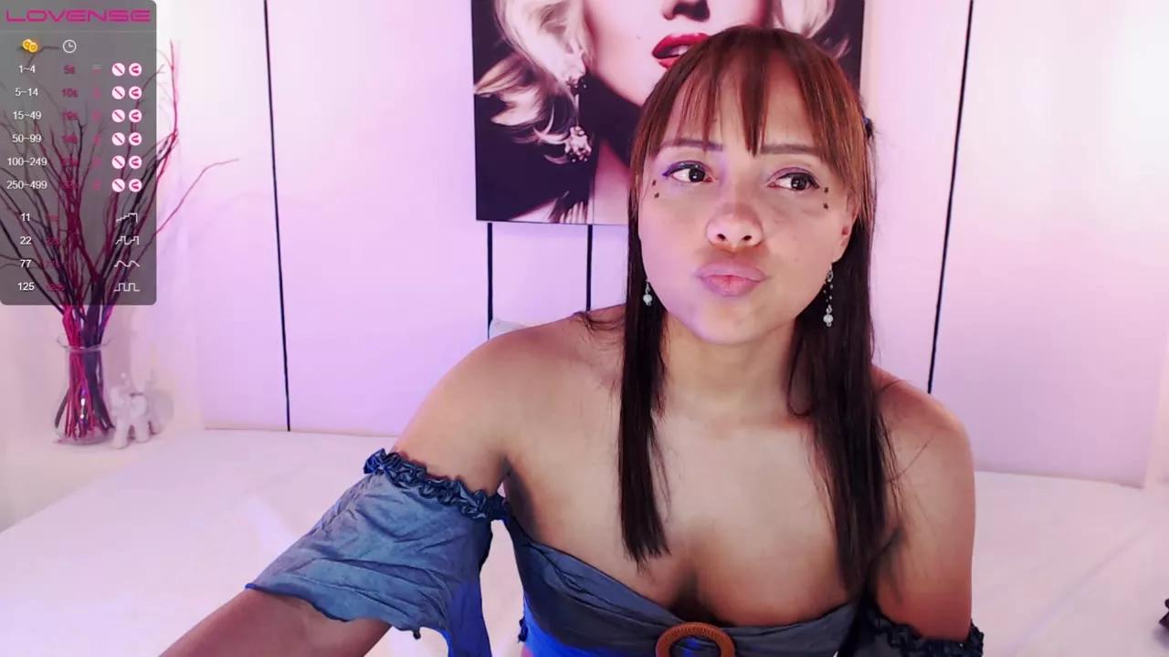mollylogan01 from Streamray