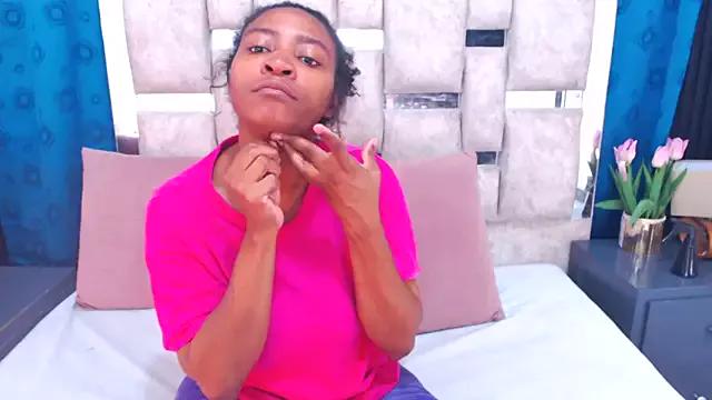 AmbarSmit from StripChat
