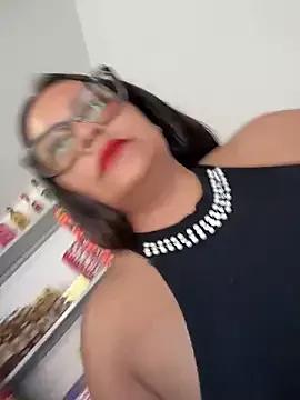 Angie_e from StripChat is Freechat