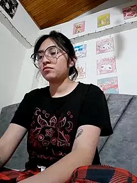 Arielle_lov from StripChat is Freechat