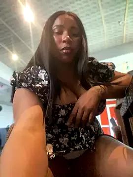 Bigboobs-AfroMina from StripChat is Freechat