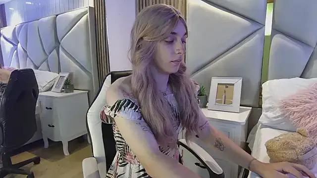 DaimondTi from StripChat is Freechat