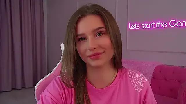 DianaVert from StripChat is Freechat