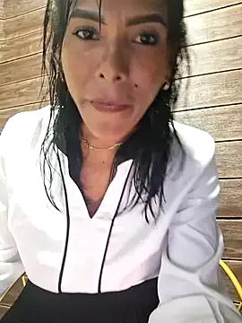 Doll_Loren from StripChat