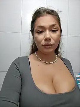 Ella_sweety from StripChat