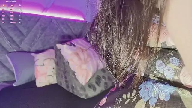 emmajohnss from StripChat