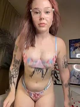 Eva-Nude from StripChat is Freechat