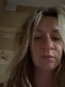 EvvaMur from StripChat