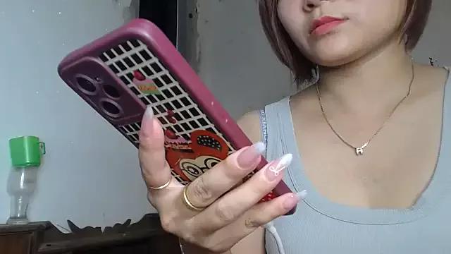 Hatachi_ne12 from StripChat