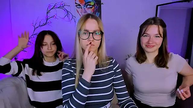Helli_belli from StripChat