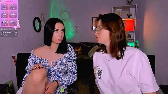 Helli_belli from StripChat