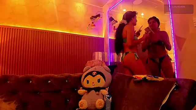 HollyHill_ from StripChat