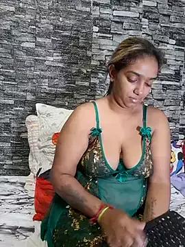 Indiasfantasy_ from StripChat