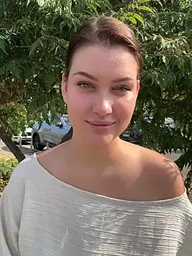 KikiWatson from StripChat