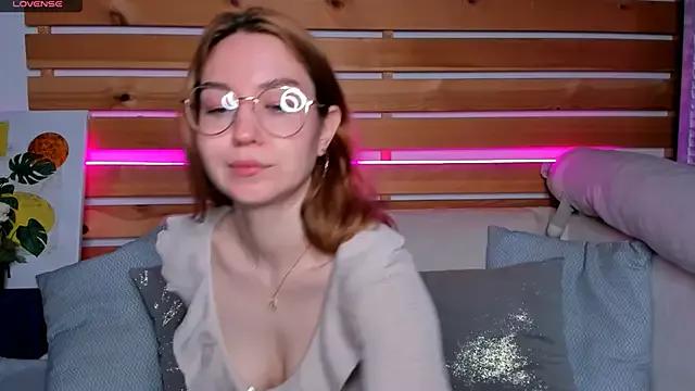 Lilo_Sims from StripChat