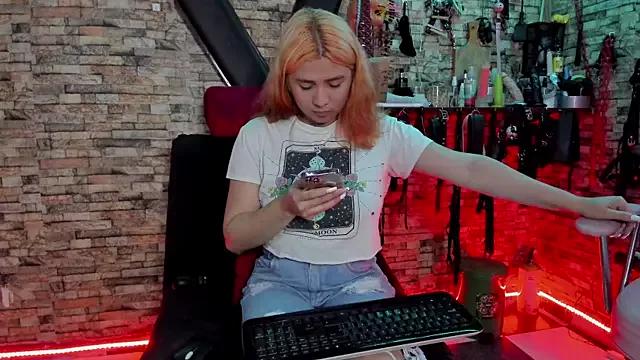 Liltildeman_moon from StripChat