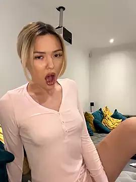 lolableux from StripChat is Private