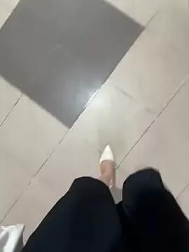 Meii-meyy from StripChat is Freechat
