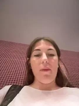 MommmyYummy from StripChat