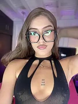MystiqueXXX from StripChat is Freechat