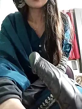 Noor_Darliing from StripChat is Freechat