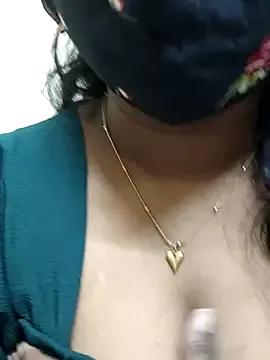 Pavani-Sexy from StripChat