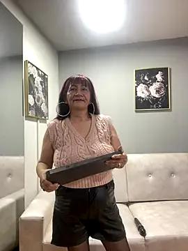 Savvanahh from StripChat is Freechat