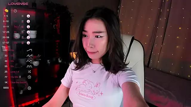 sensualily from StripChat