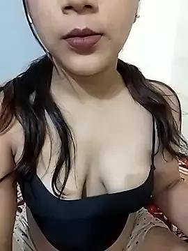 Shefalii from StripChat is Freechat