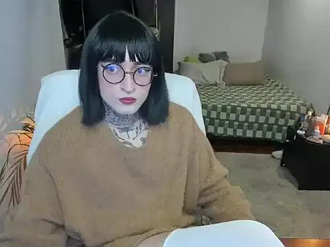 ShiiraVelkor from StripChat is Freechat