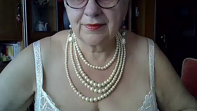 SweetCherry27 from StripChat