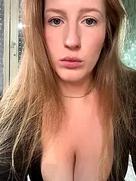 Sweety_Foxy69 from StripChat
