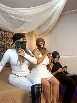 TheHarem from StripChat is Freechat