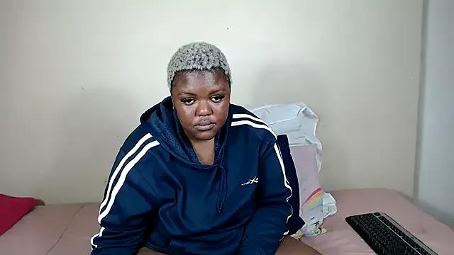 Thick_Ebonyy from StripChat is Freechat