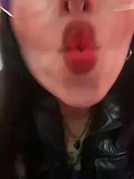 Valu_euphoria from StripChat is Freechat